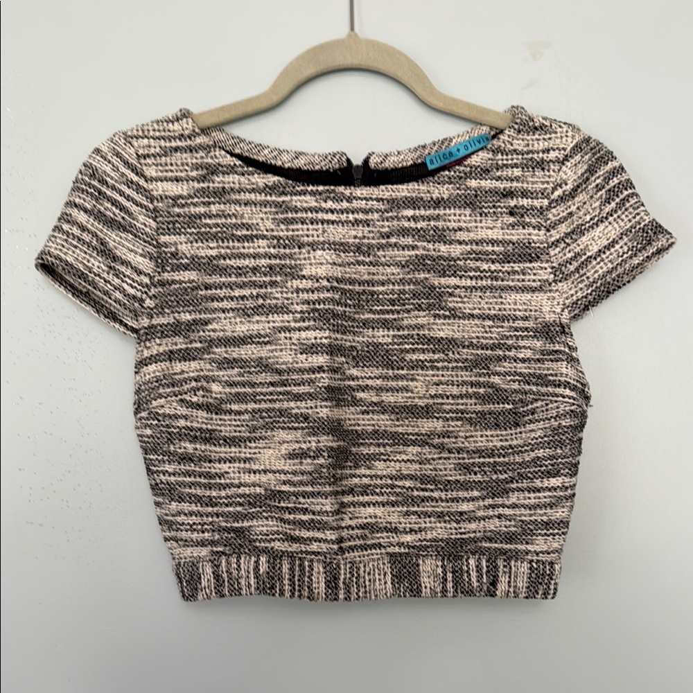 Alice + Olivia Top Black and White Cap Sleeve Crop Top